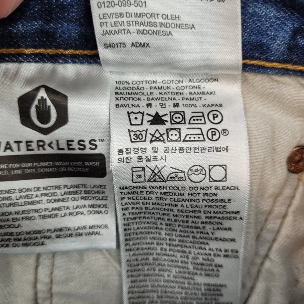 Levi Strauss & Co. 501 Original Fit Mens 34x34 Blue Distressed Button Fly Jeans